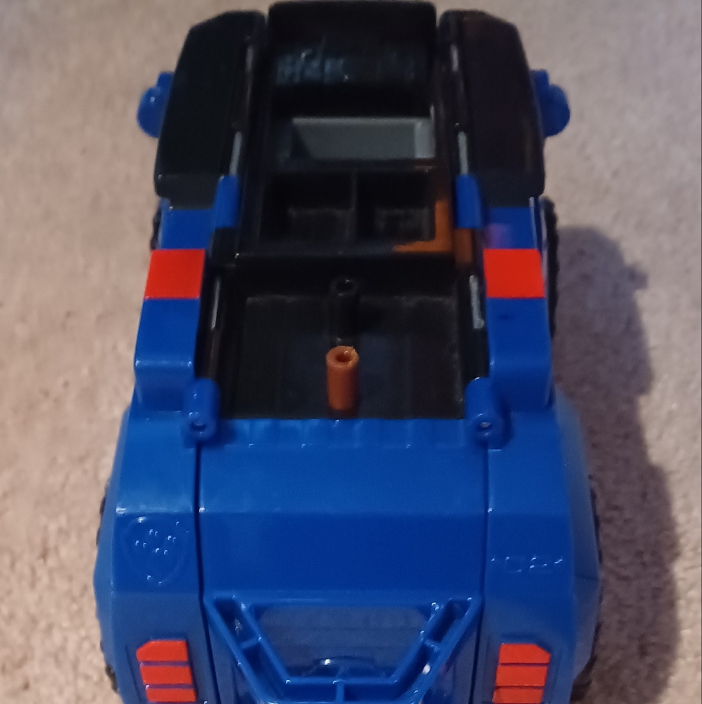 Paw Patrol Chase pop-out vehicle playset